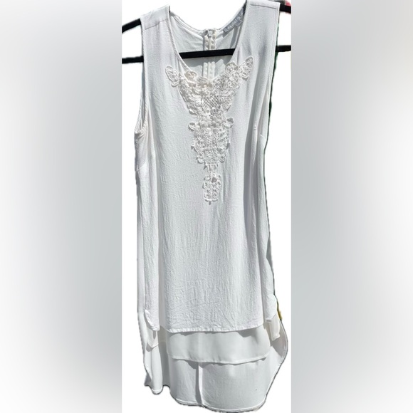 White Long Tank Top Blouse with Embroidery - Picture 1 of 4